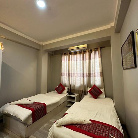 8848 Hostel Κατμαντού Εξωτερικό φωτογραφία